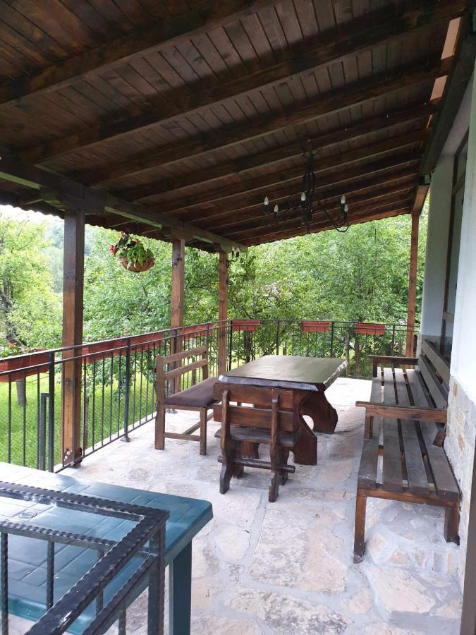 Бадевски Рай- Къща София Veliko Tŭrnovo Exterior photo